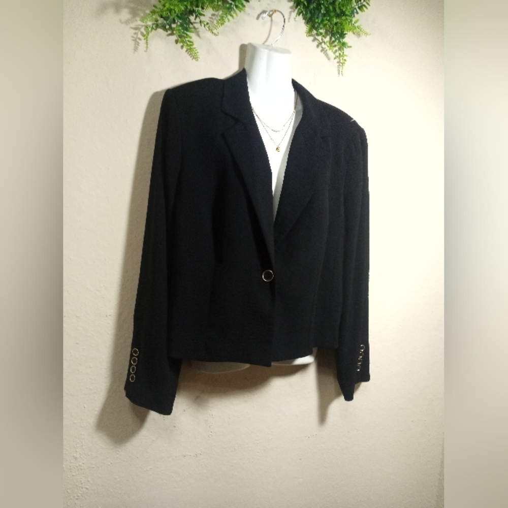 Vince Camuto Black Blazer Tailored Fit Professional Design